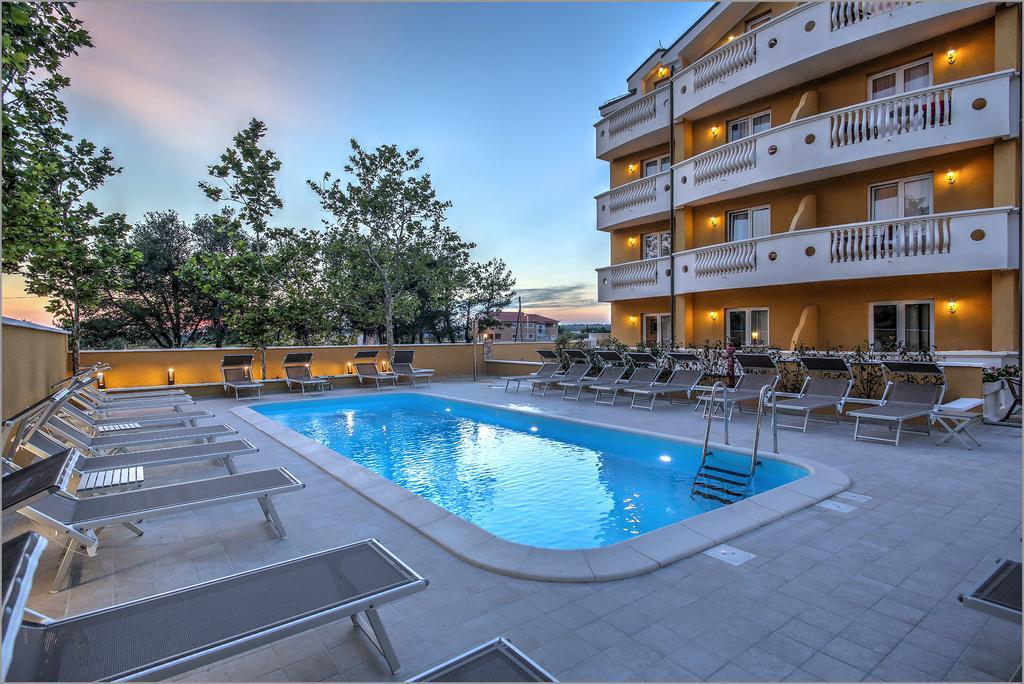 Aparthotel Zaton Zaton  Esterno foto