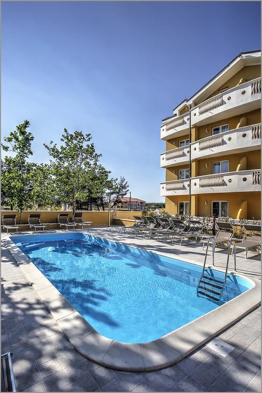 Aparthotel Zaton Zaton  Esterno foto
