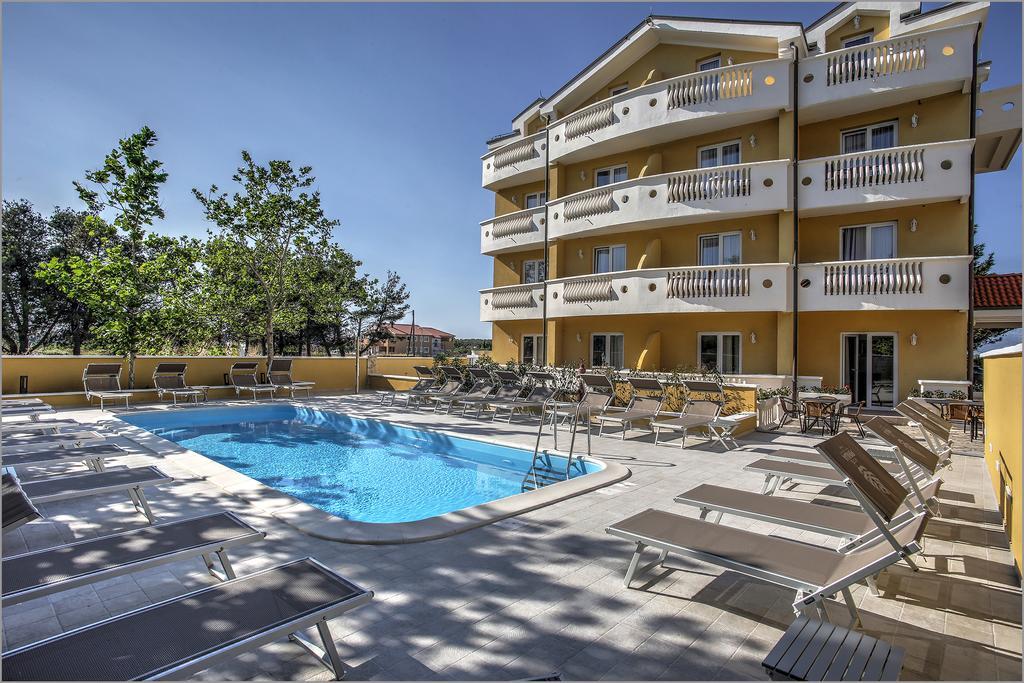 Aparthotel Zaton Zaton  Esterno foto
