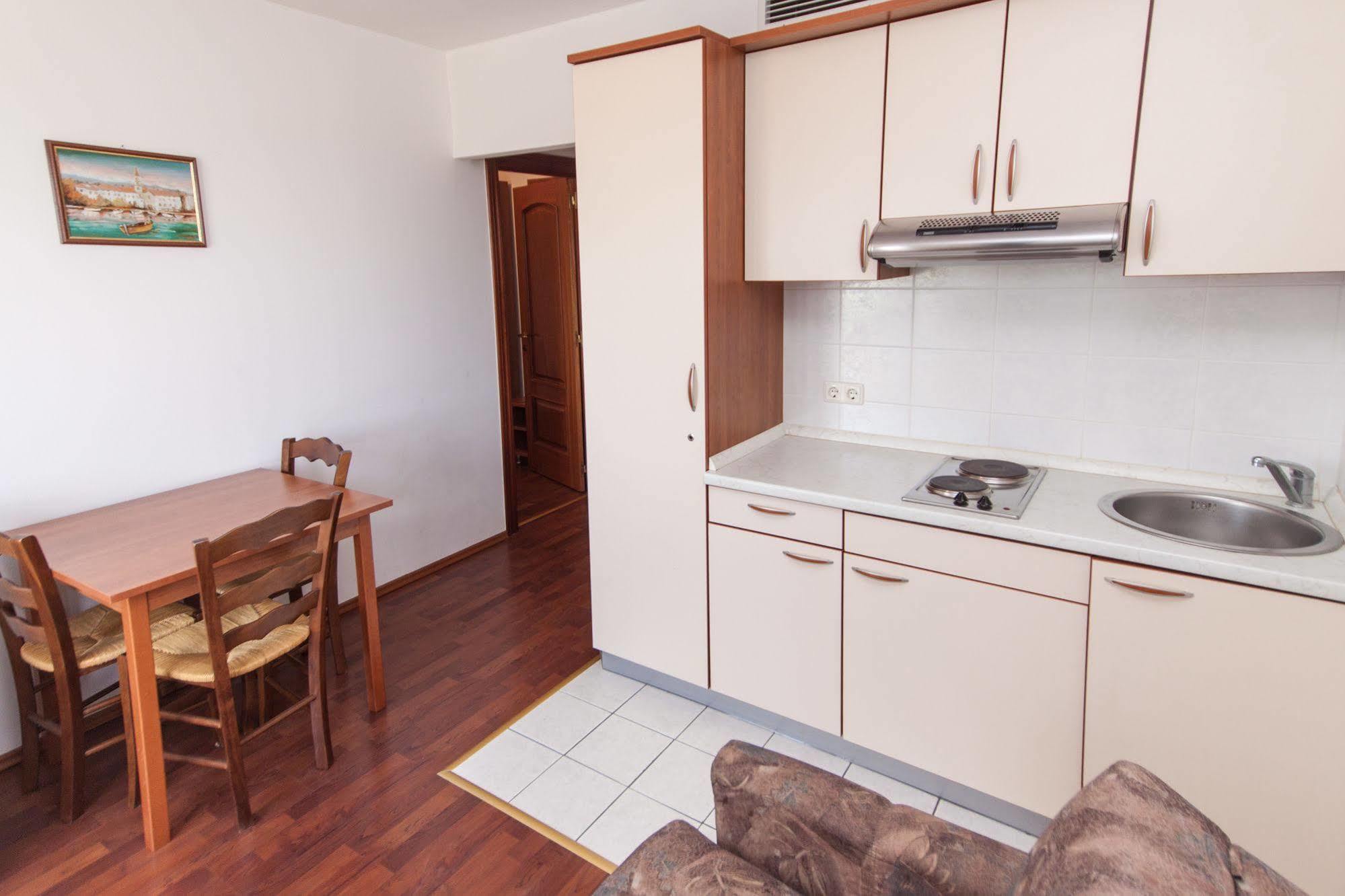 Aparthotel Zaton Zaton  Esterno foto