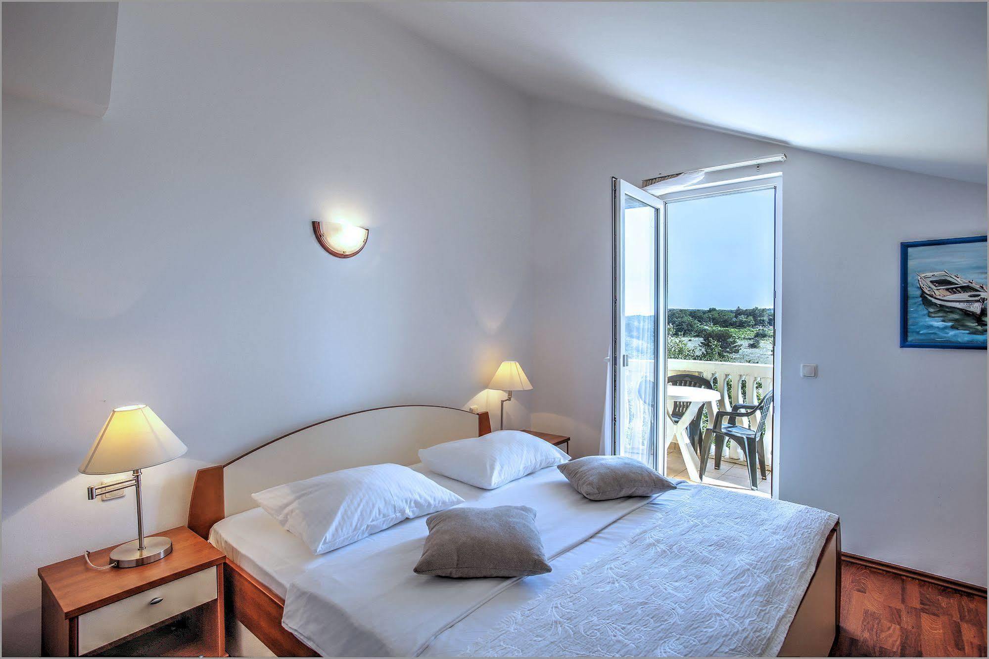Aparthotel Zaton Zaton  Esterno foto