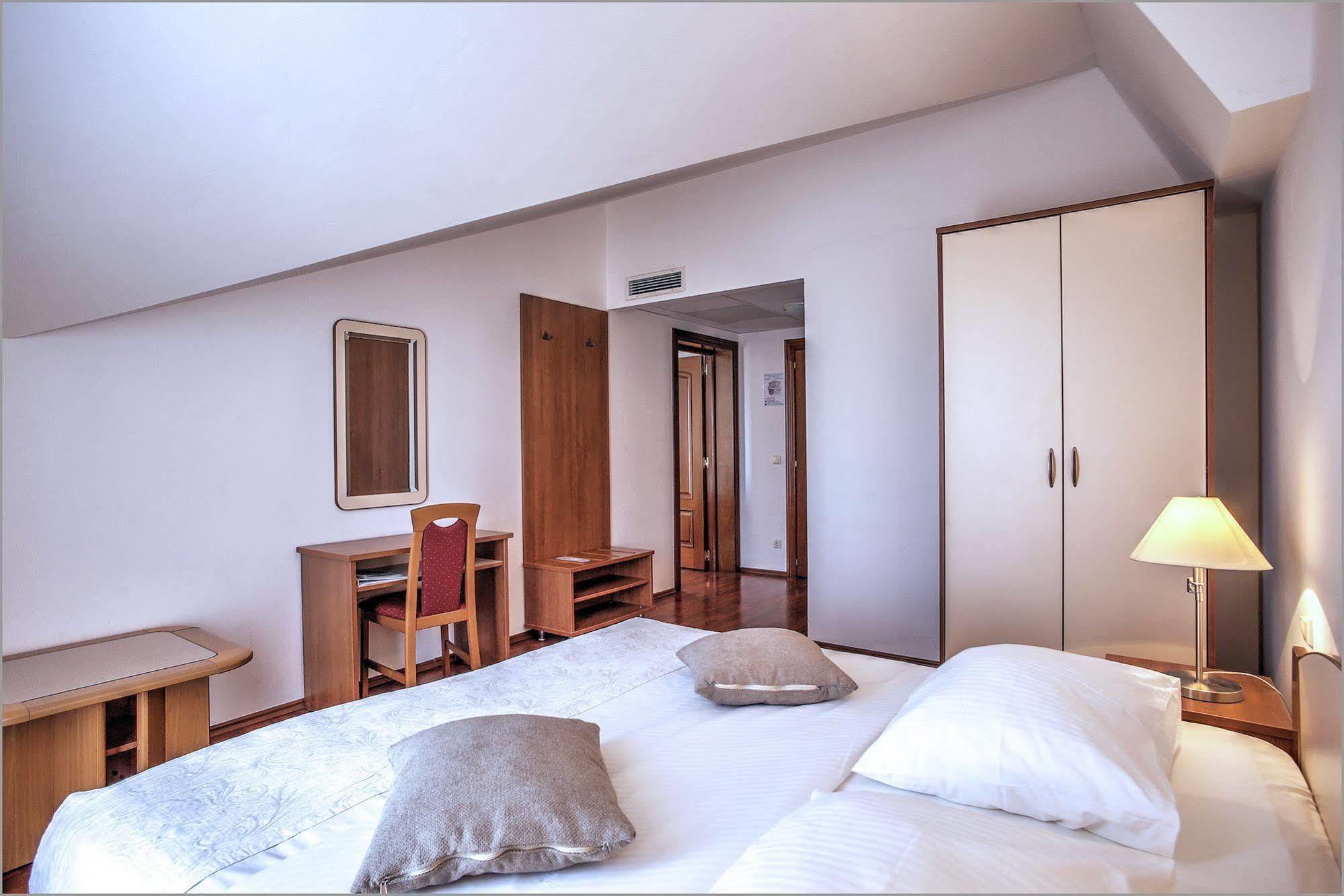 Aparthotel Zaton Zaton  Esterno foto