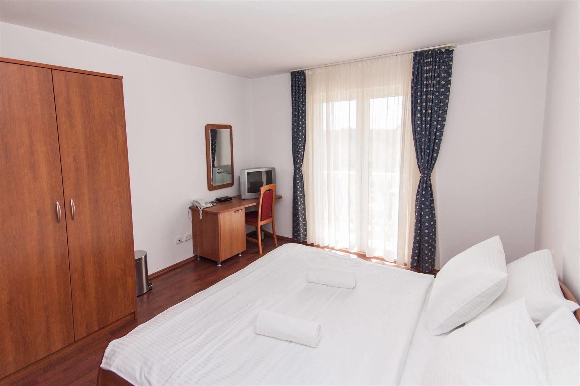 Aparthotel Zaton Zaton  Esterno foto
