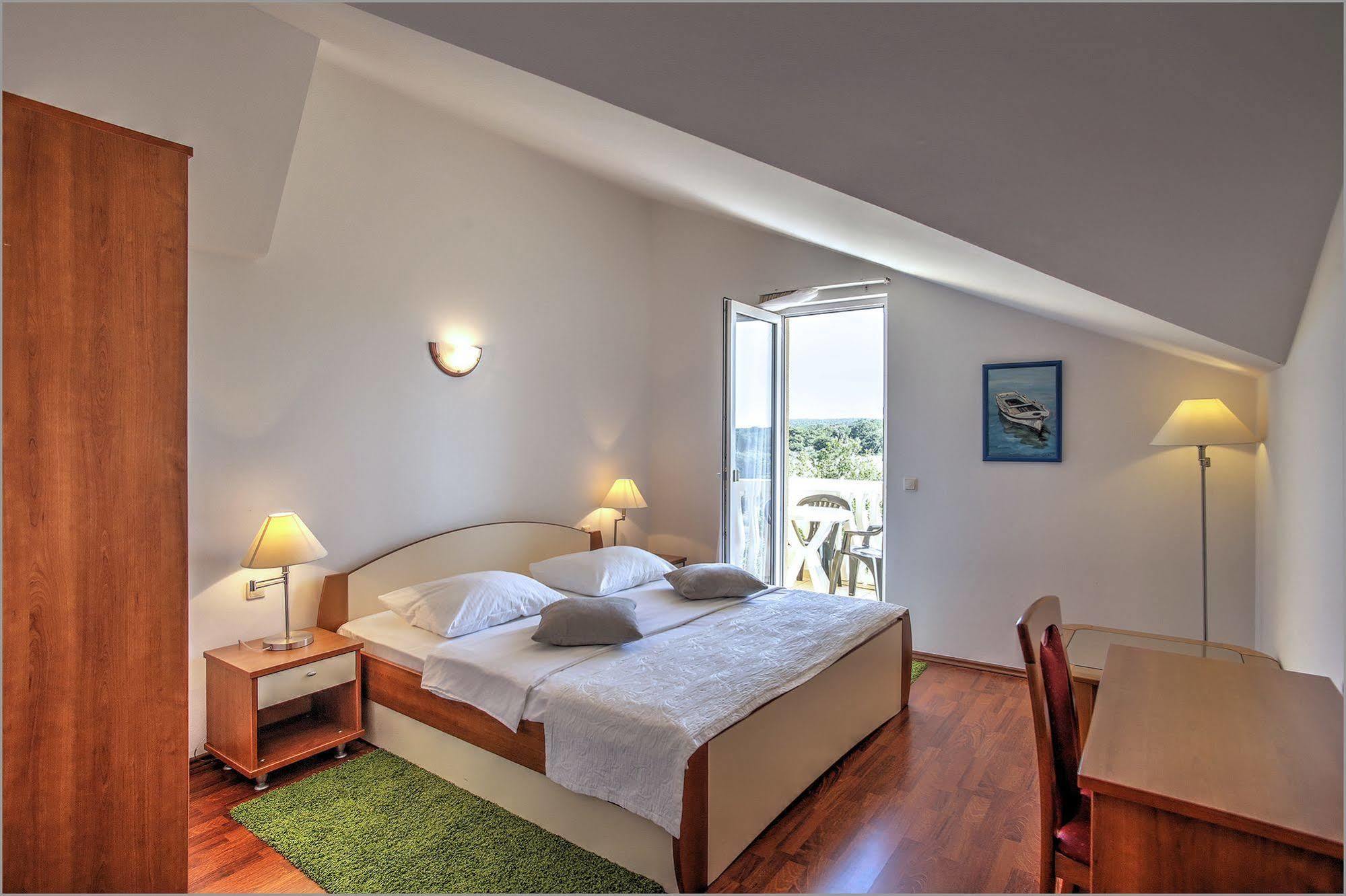 Aparthotel Zaton Zaton  Esterno foto